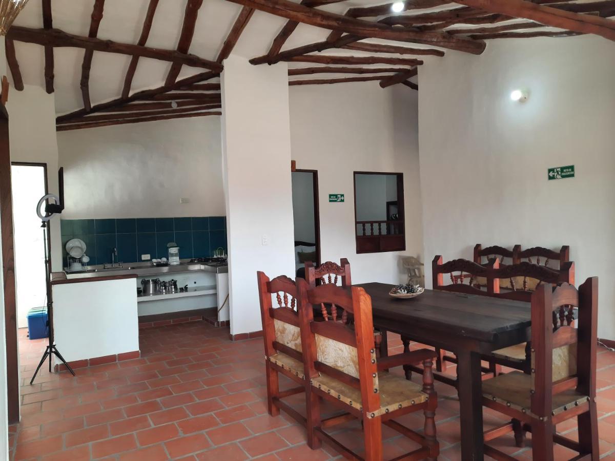 בריצ'ארה Casa Hospedaje Carare מראה חיצוני תמונה