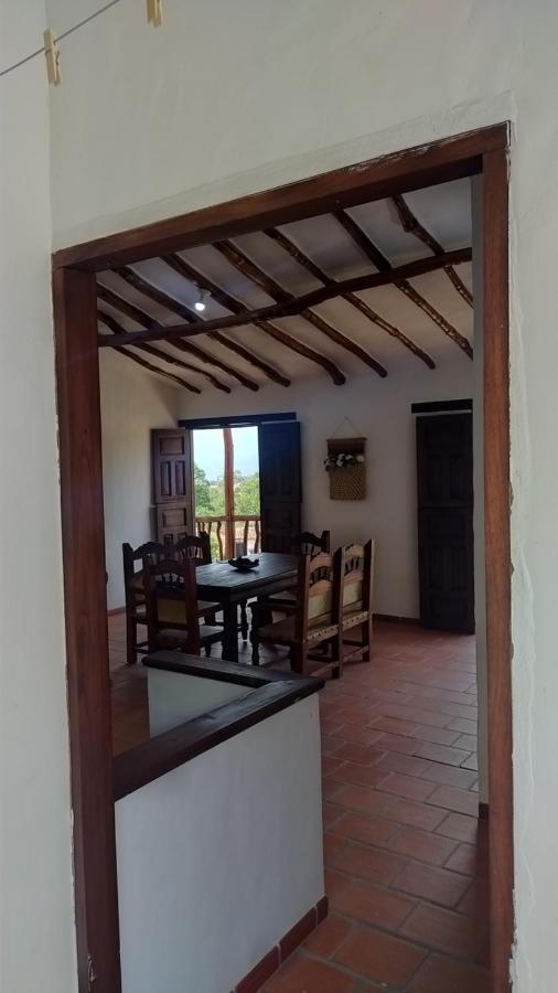 בריצ'ארה Casa Hospedaje Carare מראה חיצוני תמונה