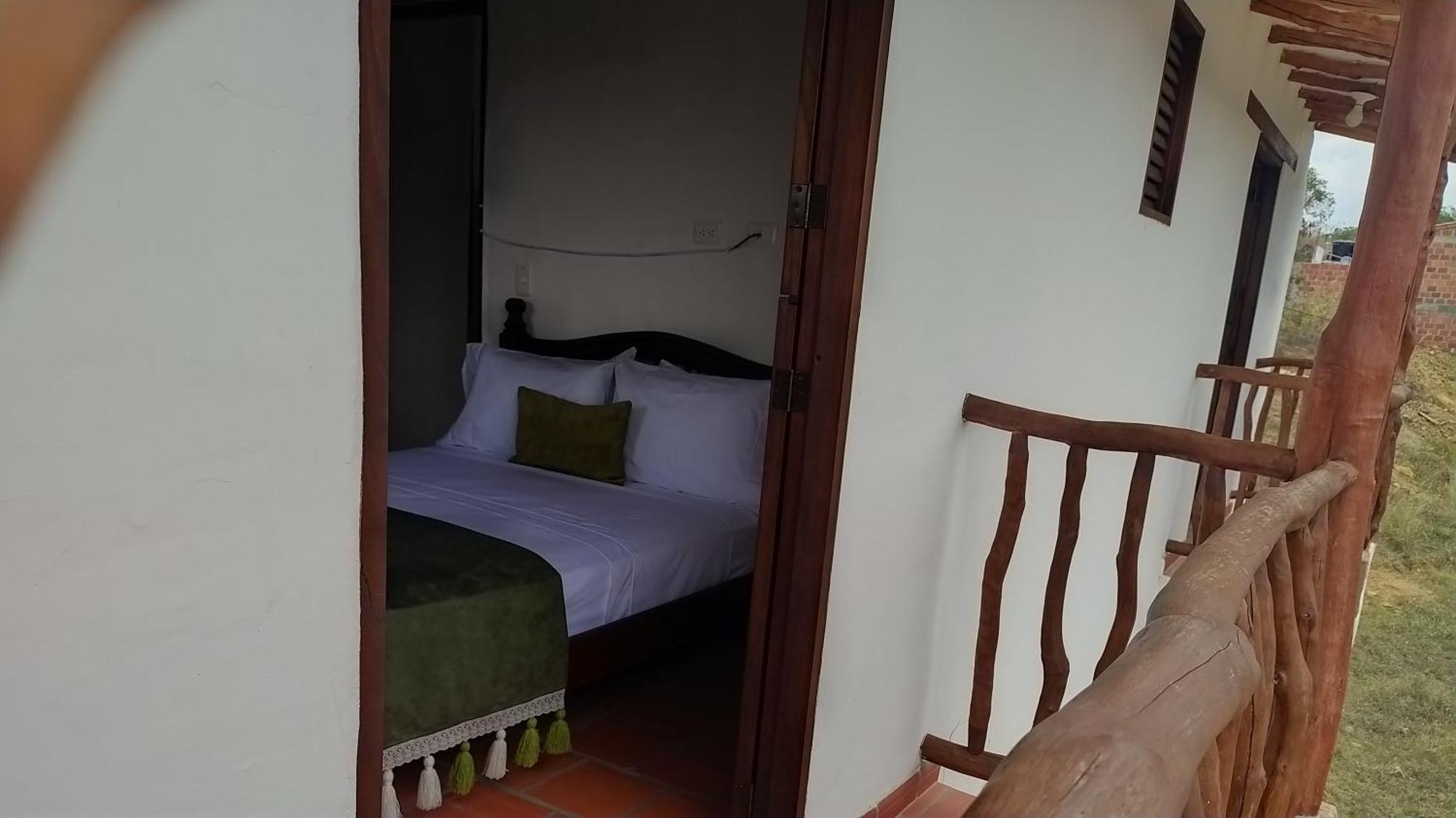בריצ'ארה Casa Hospedaje Carare חדר תמונה