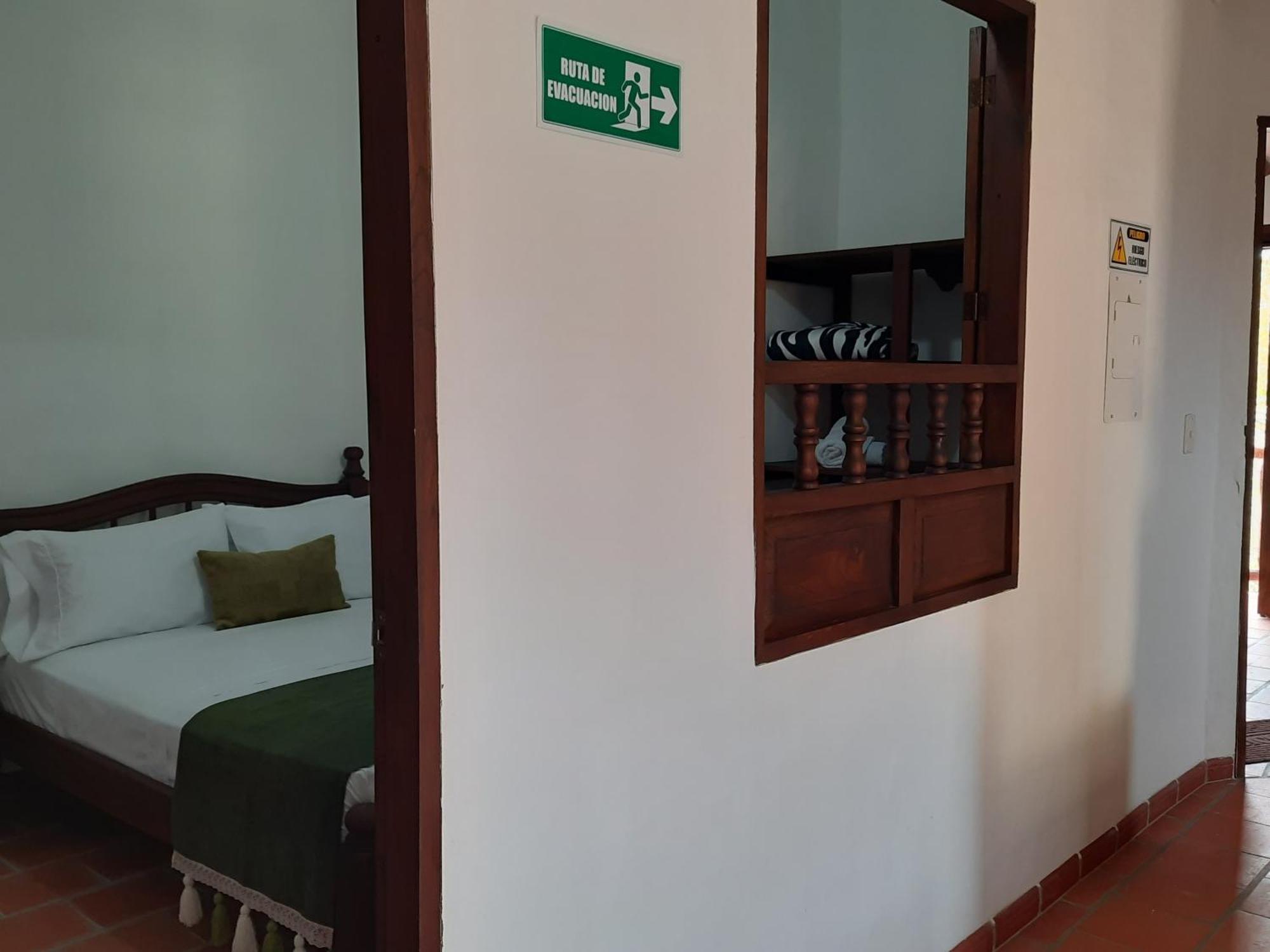 בריצ'ארה Casa Hospedaje Carare חדר תמונה